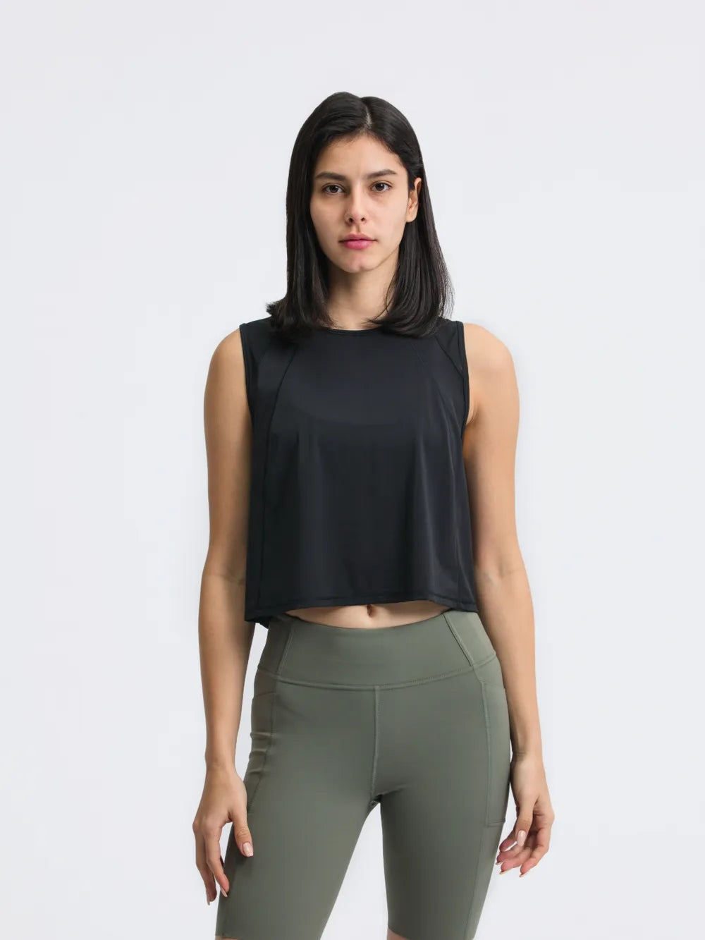 Millennia Round Neck Cropped Active Tank – Trendsi | ClozArt