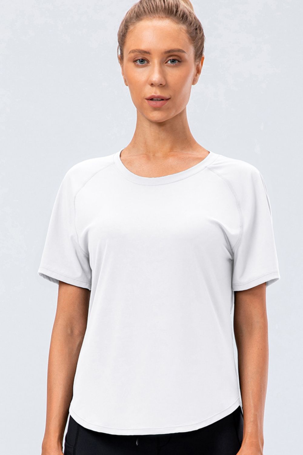 Round Neck Raglan Sleeve Active Tee – Trendsi | ClozArt
