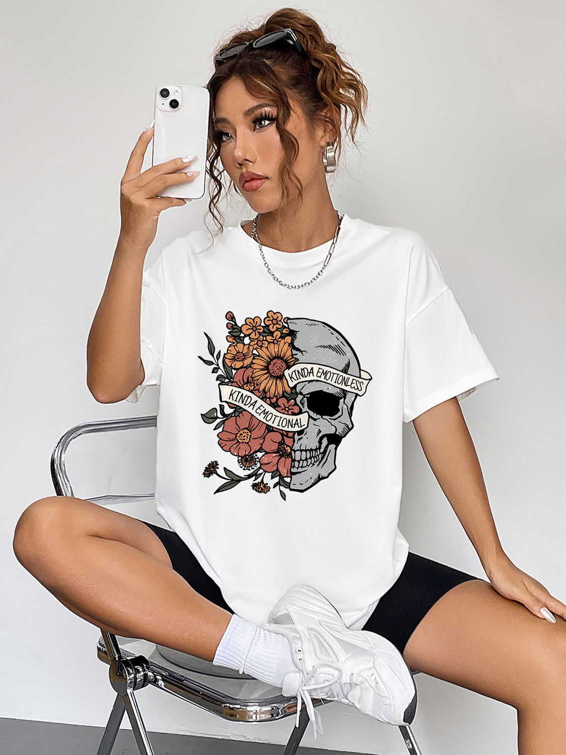Round Neck Short Sleeve Graphic T-Shirt – Trendsi | ClozArt