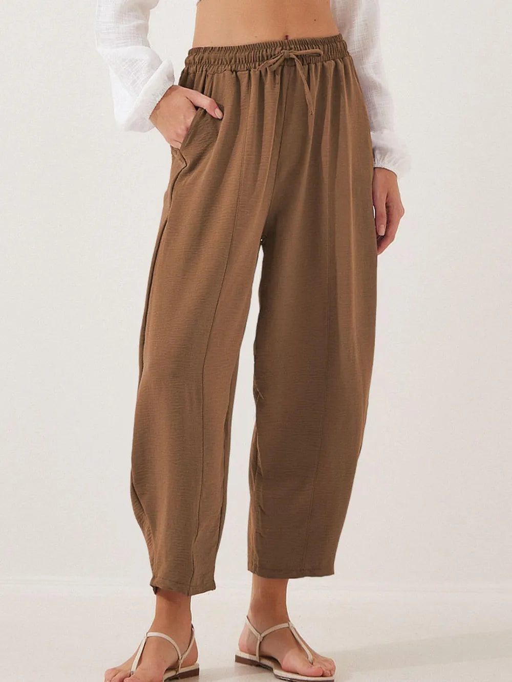 Full Size Drawstring Cropped Jogger Pants Plus Size – Trendsi | ClozArt