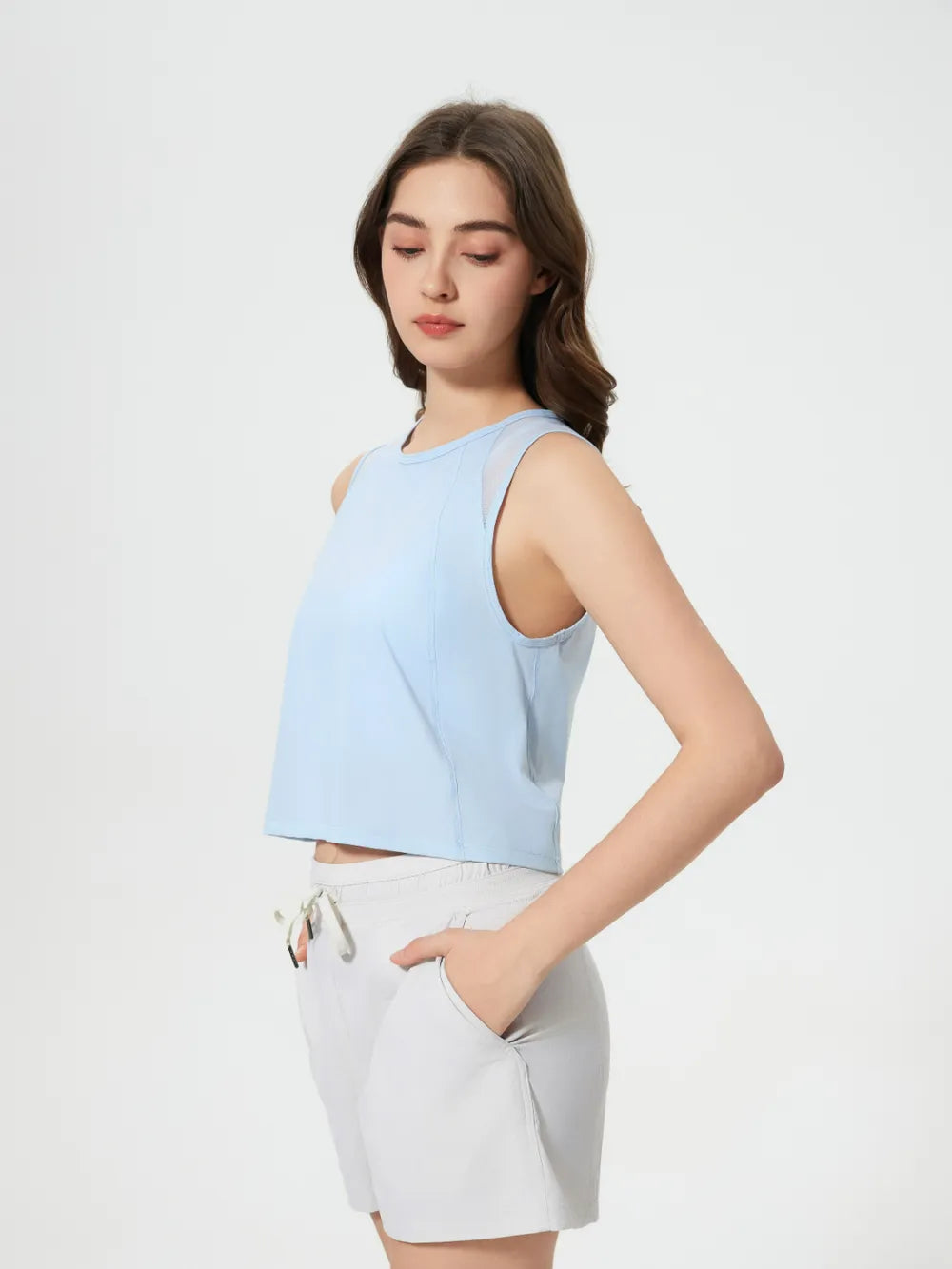 Millennia Round Neck Cropped Active Tank – Trendsi | ClozArt