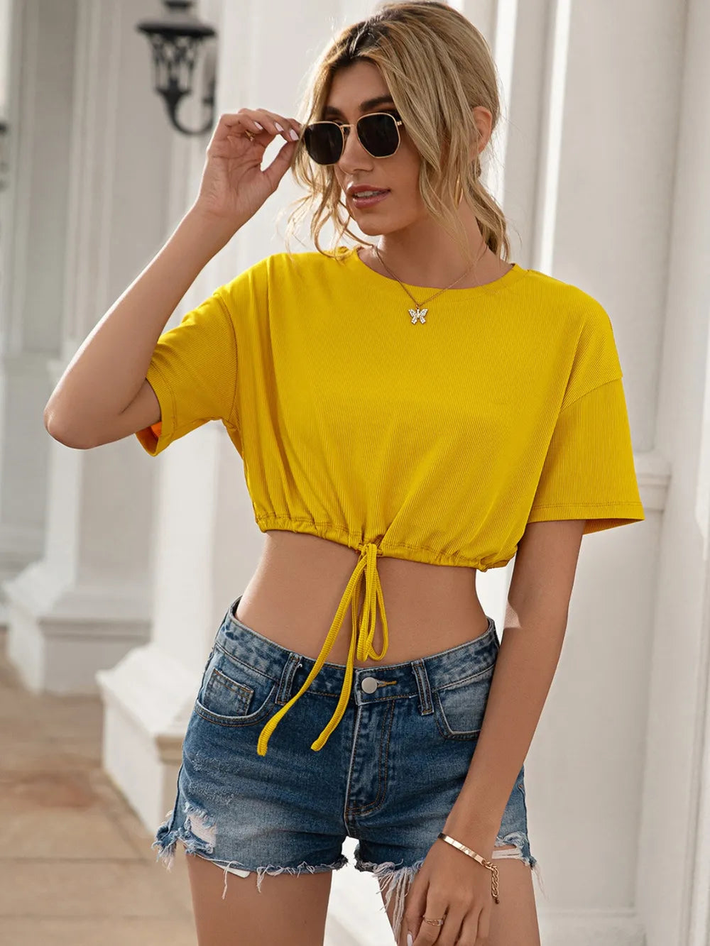 Ivy Lane Drawstring Round Neck Short Sleeve T-Shirt – Trendsi | ClozArt