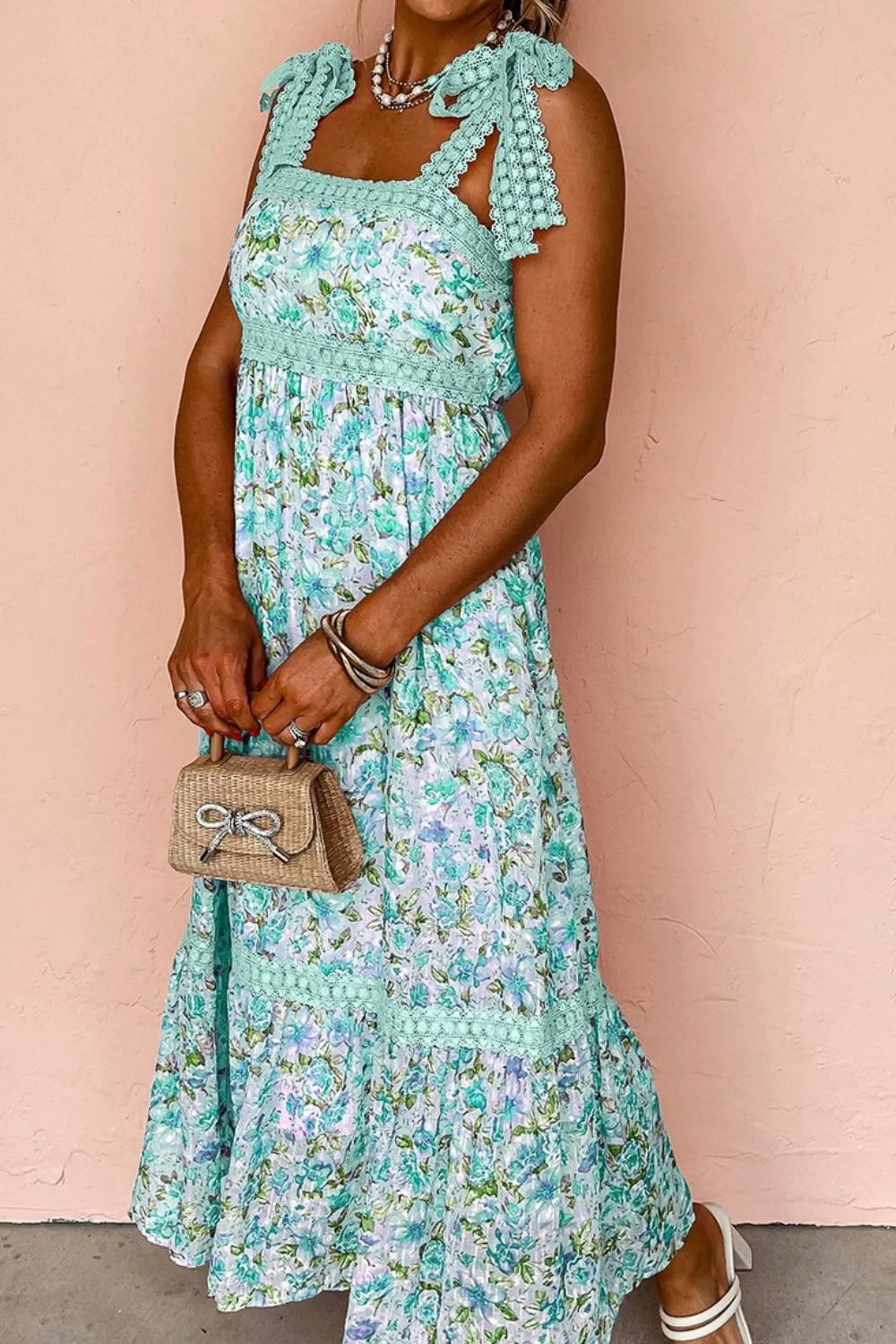 Lace Detail Square Neck Floral Dress – Trendsi | ClozArt