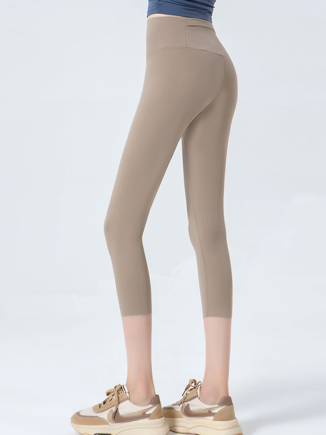 Wide Waistband Cropped Sports Leggings – Trendsi | ClozArt
