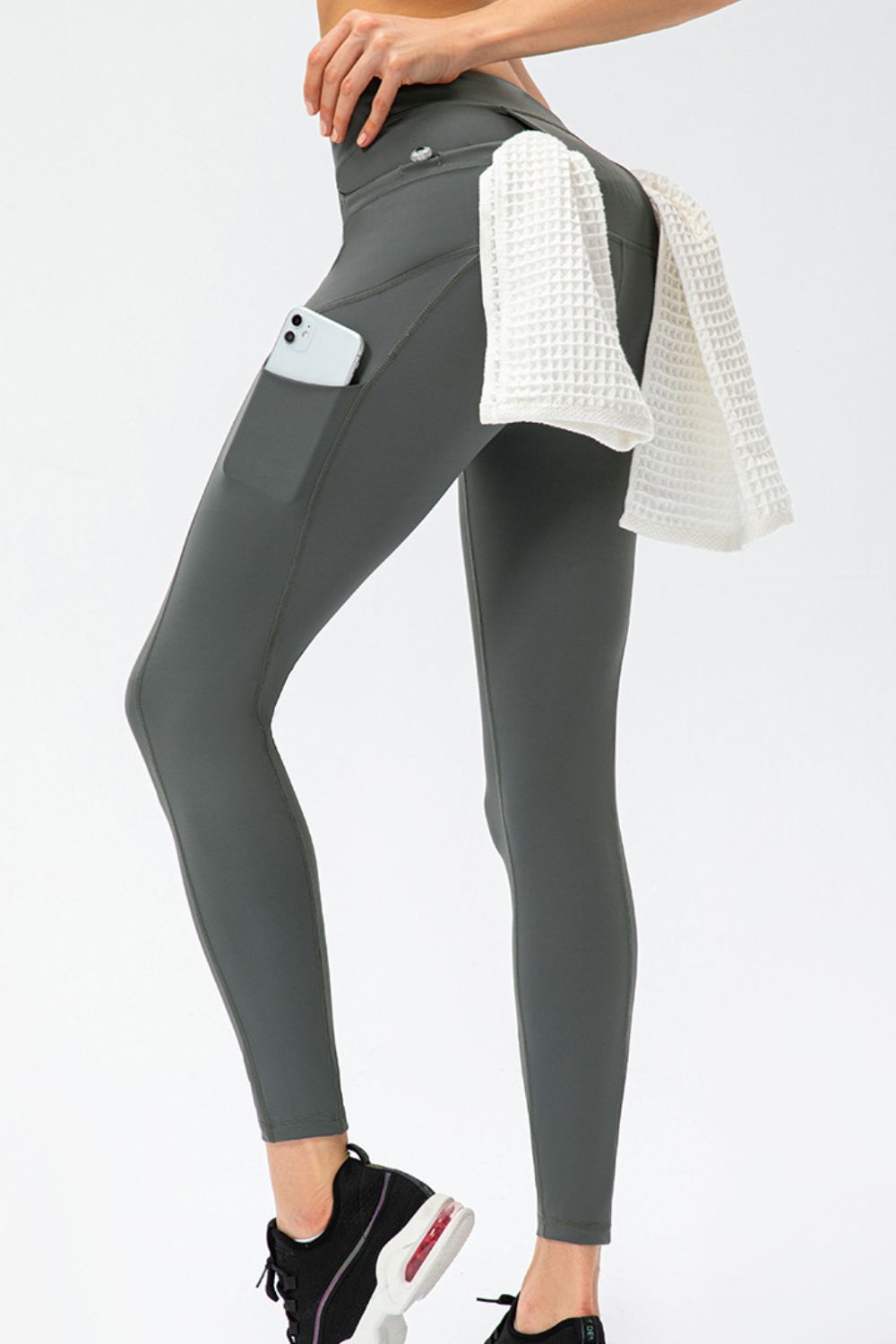 Full Size Slim Fit High Waist Long Sports Pants with Pockets – Trendsi | ClozArt