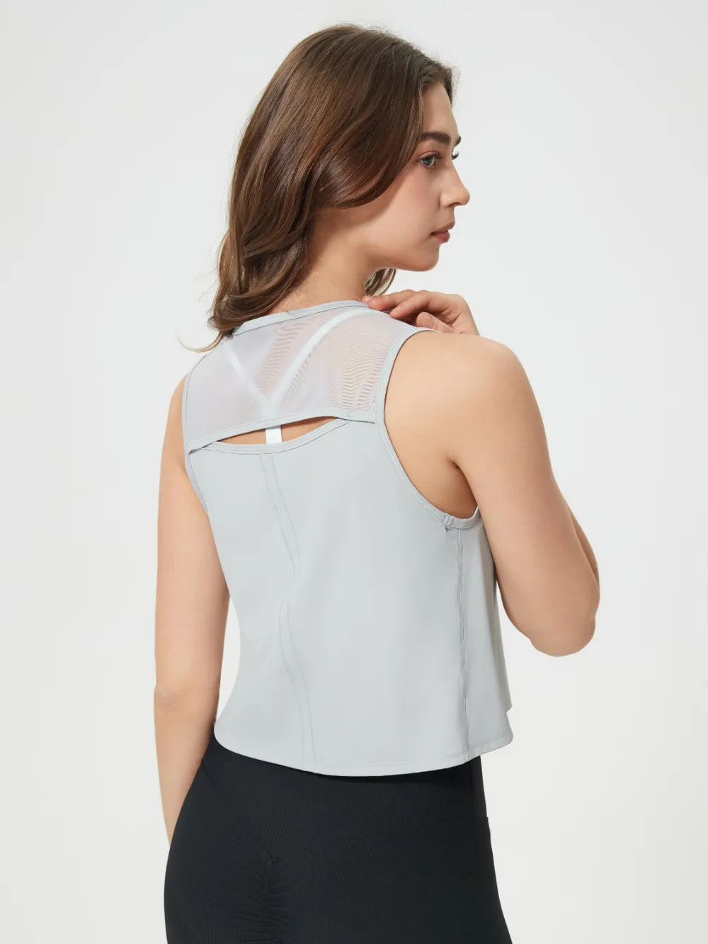 Millennia Round Neck Cropped Active Tank – Trendsi | ClozArt