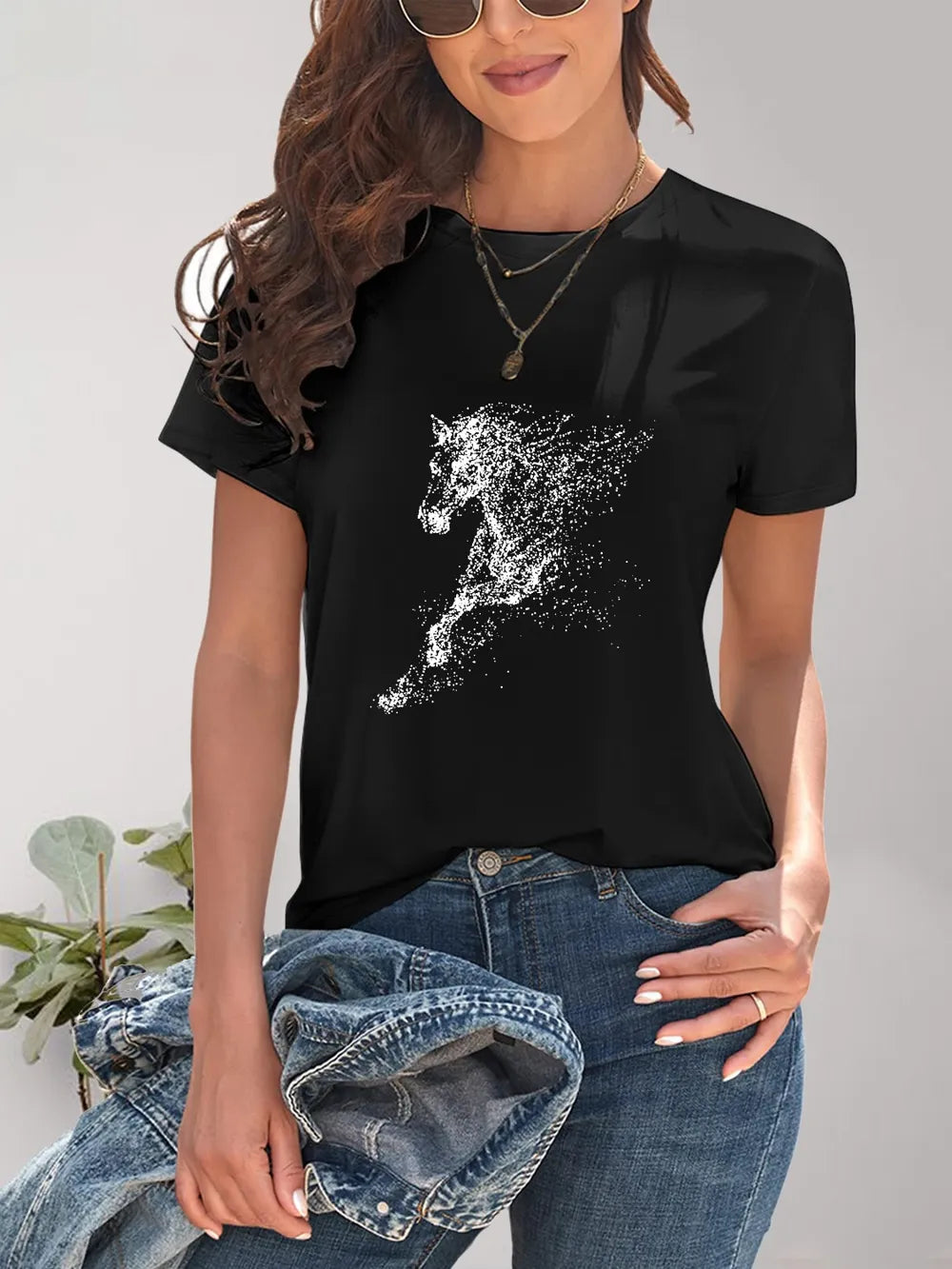 Horse Round Neck Short Sleeve T-Shirt – Trendsi | ClozArt