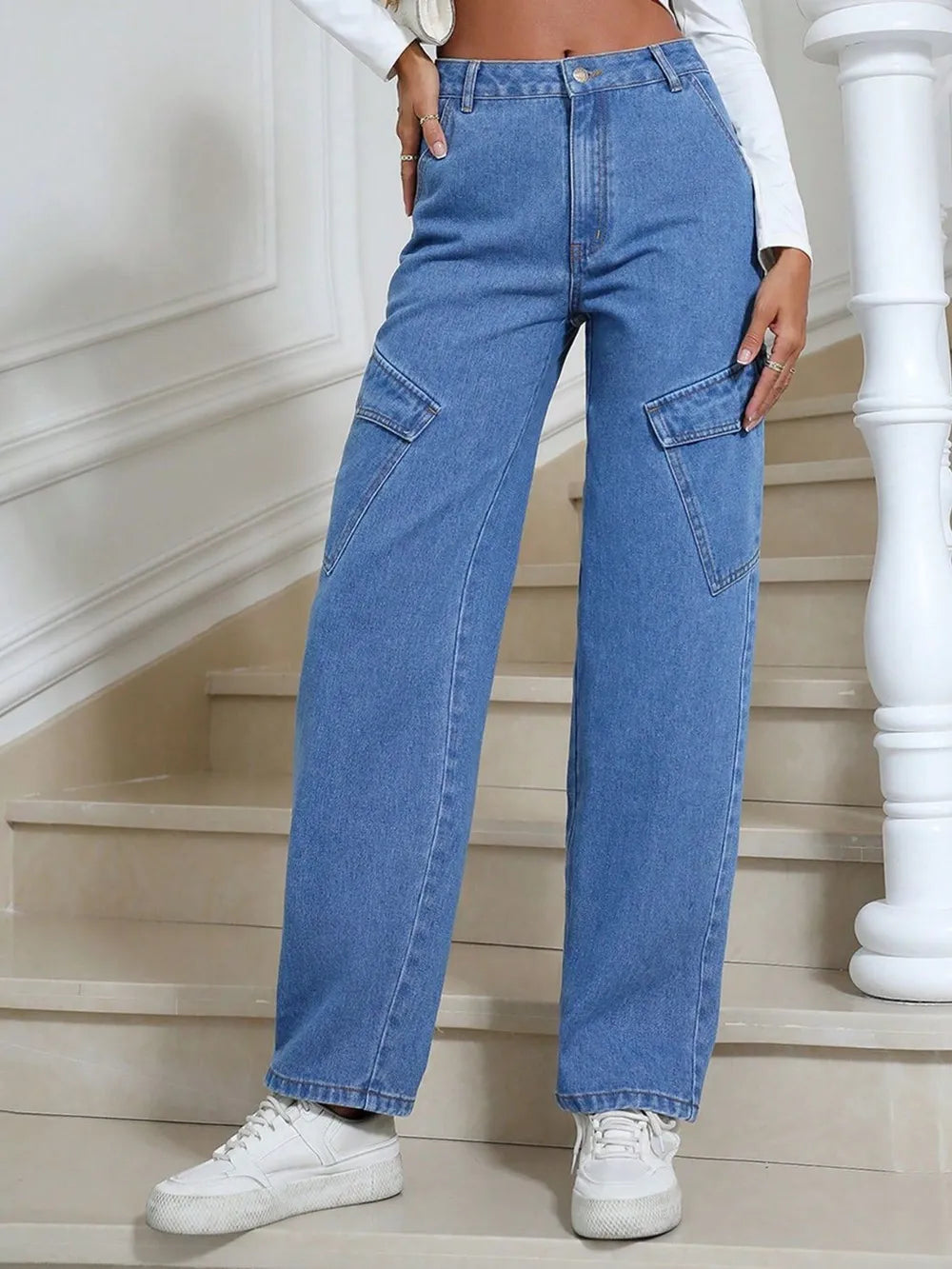 High Waist Straight Leg Jeans with Pockets – Trendsi | ClozArt