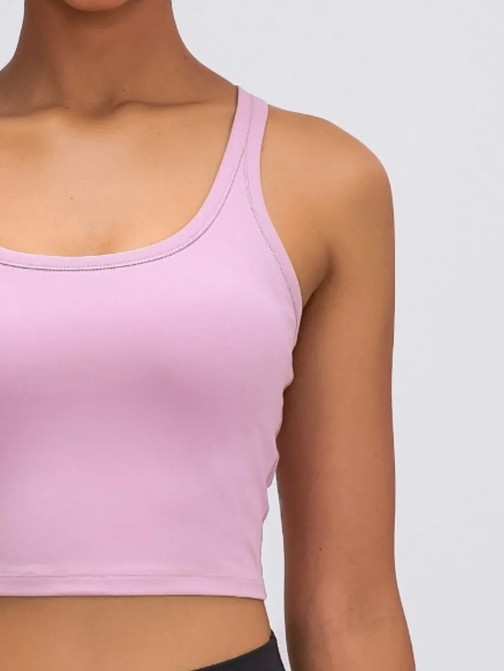 Millennia Scoop Neck Active Tank with Detachable Chest Pads – Trendsi | ClozArt