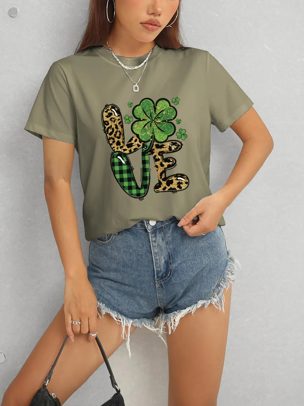 LOVE Round Neck Short Sleeve T-Shirt – Trendsi | ClozArt