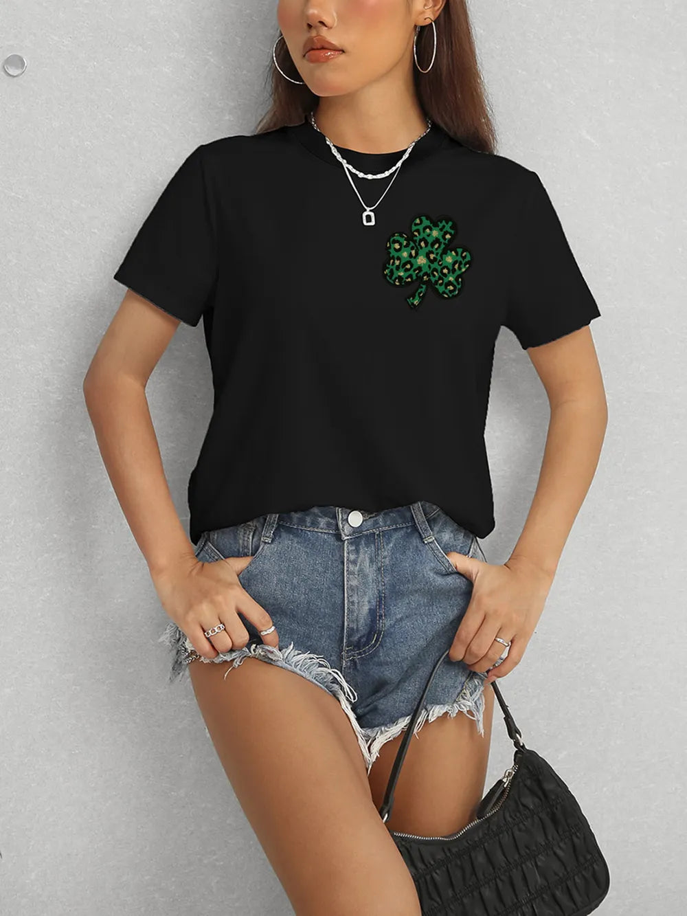 Lucky Clover Round Neck Short Sleeve T-Shirt – Trendsi | ClozArt