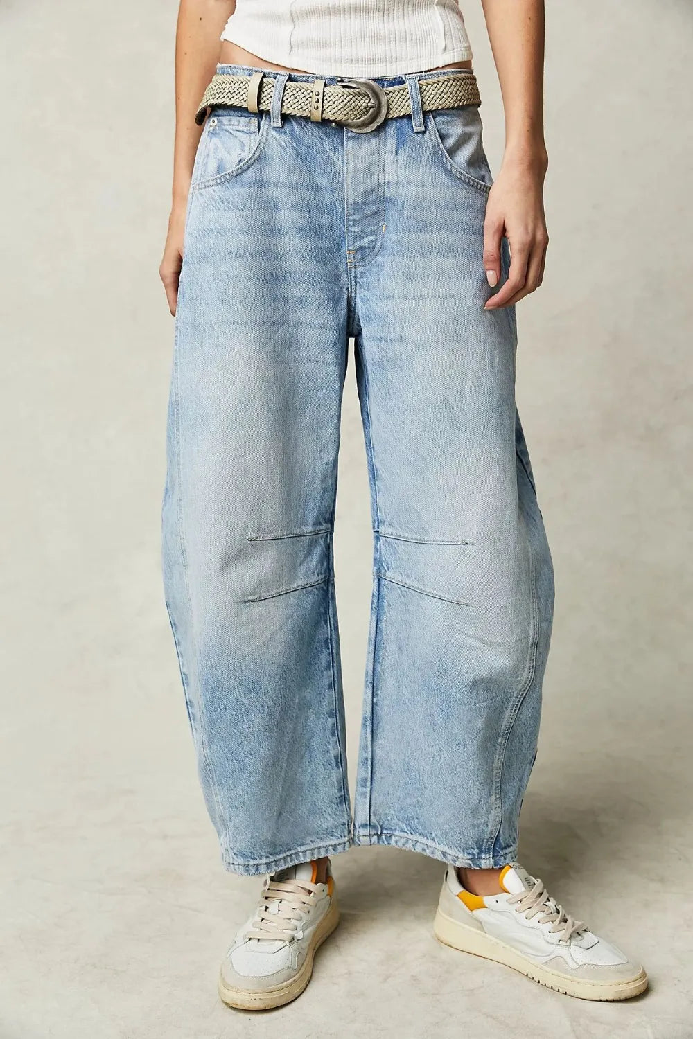 Wide Leg Jeans with Pockets – Trendsi | ClozArt