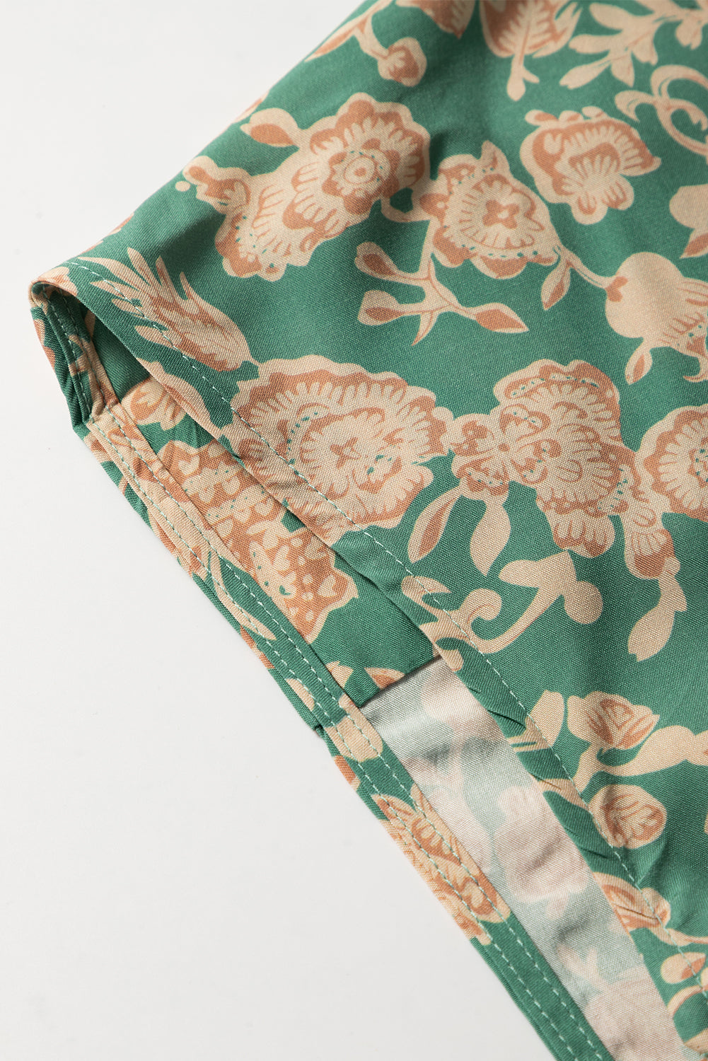 Green Floral Print Pleated Buttoned V Neck Short Sleeve Blouse – Shewin | ClozArt