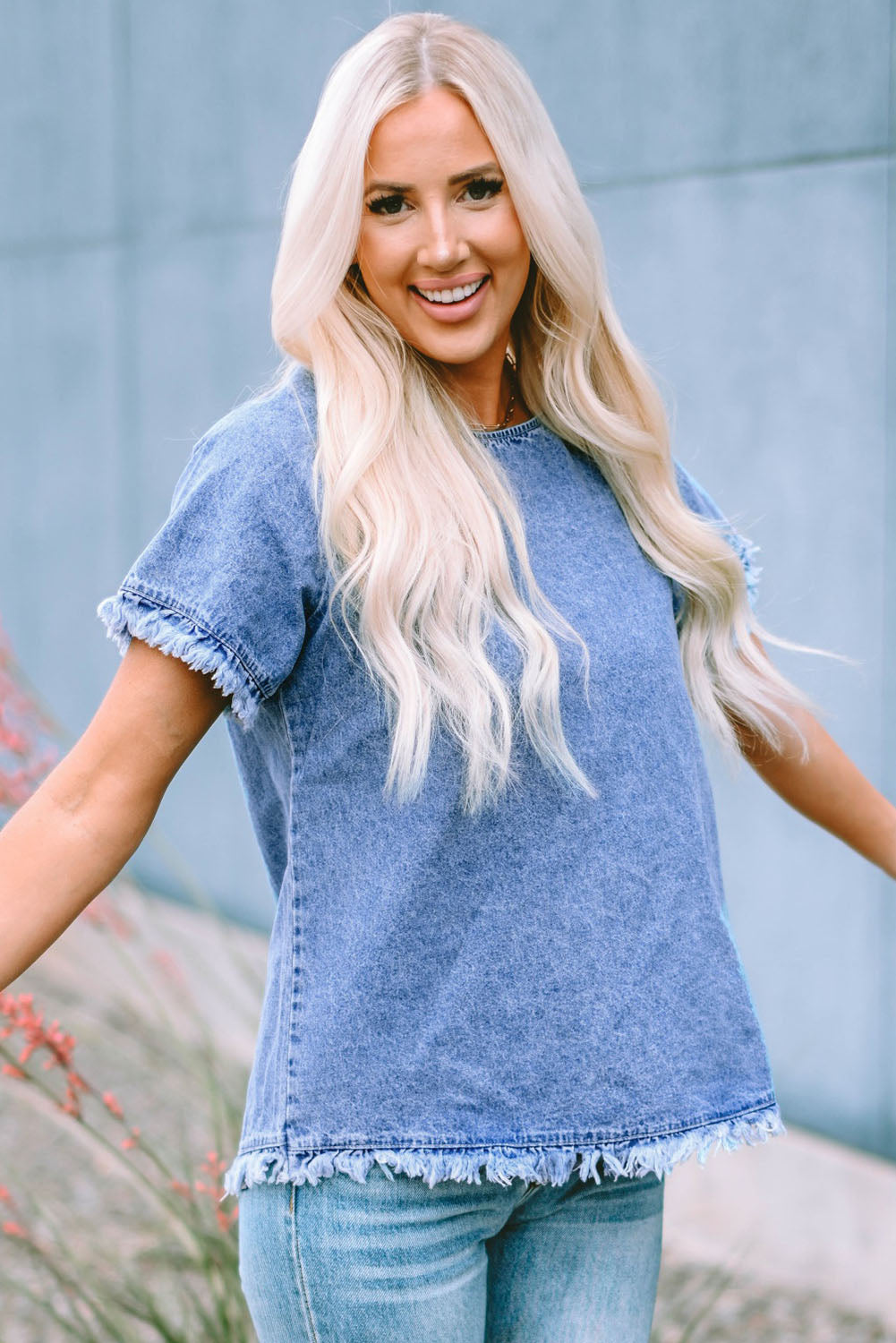 Round Neck Raglan Sleeve Raw Hem Denim Top – Trendsi | ClozArt