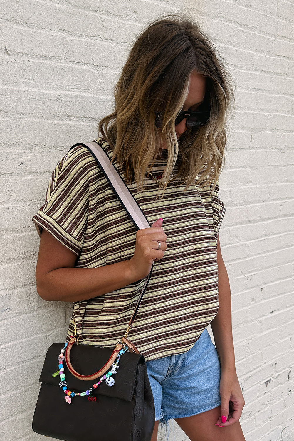 Green Stripe Textured Side Slit Crew Neck T Shirt – Shewin | ClozArt