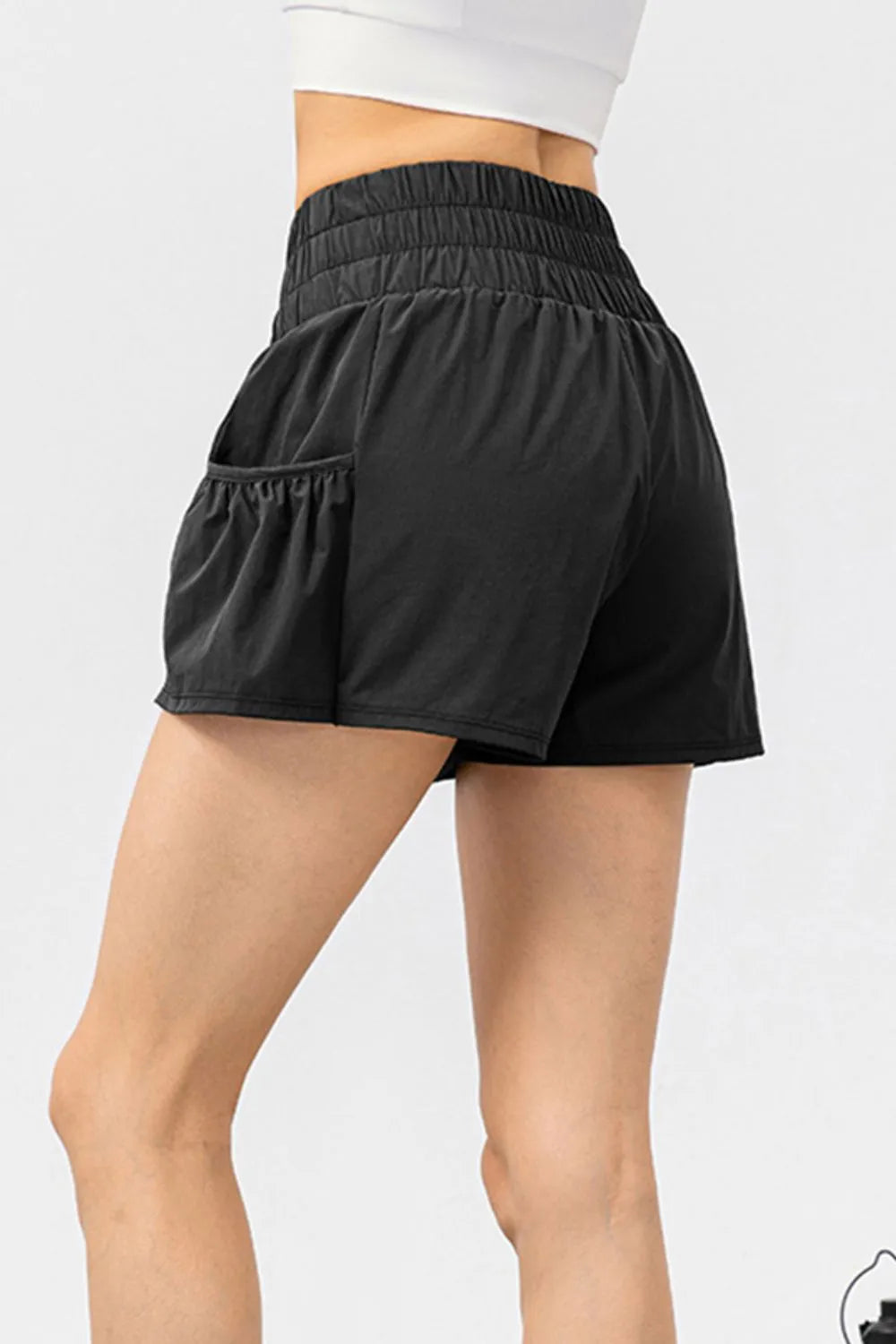 Elastic Waist Pocketed Active Shorts – Trendsi | ClozArt