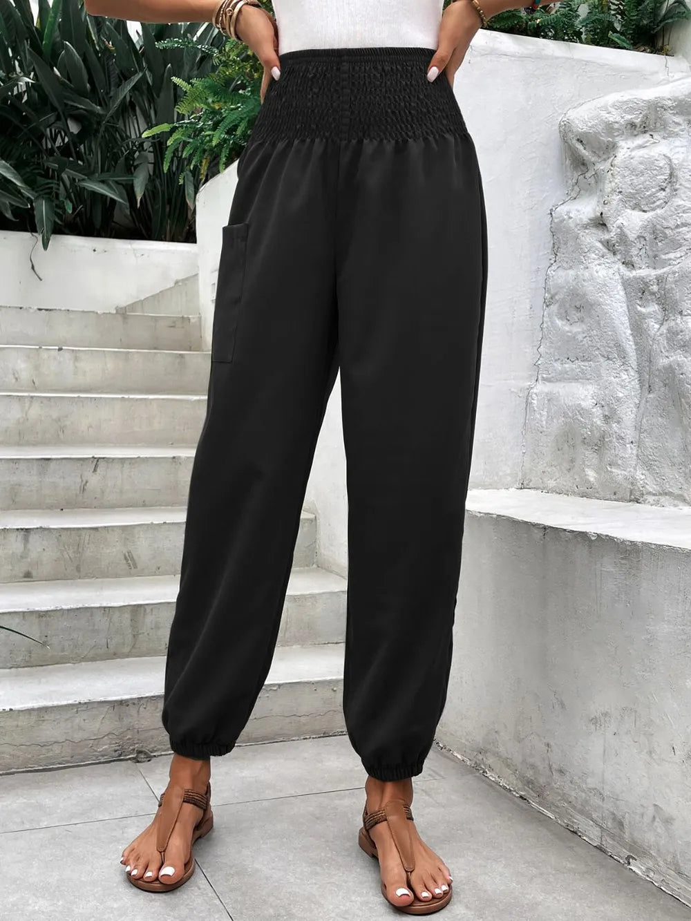 Smocked High Rise Joggers with Pockets – Trendsi | ClozArt