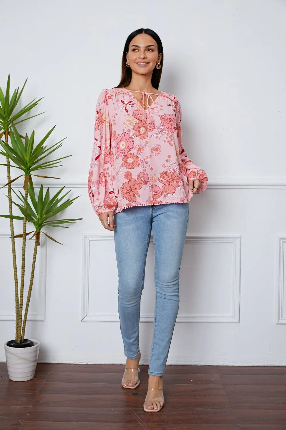 Floral Smocked Tassel Tie Balloon Sleeve Blouse – Trendsi | ClozArt