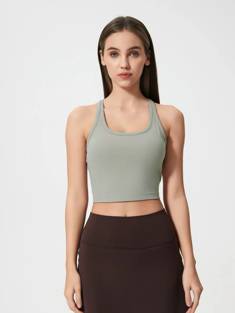 Millennia Scoop Neck Active Tank with Detachable Chest Pads – Trendsi | ClozArt