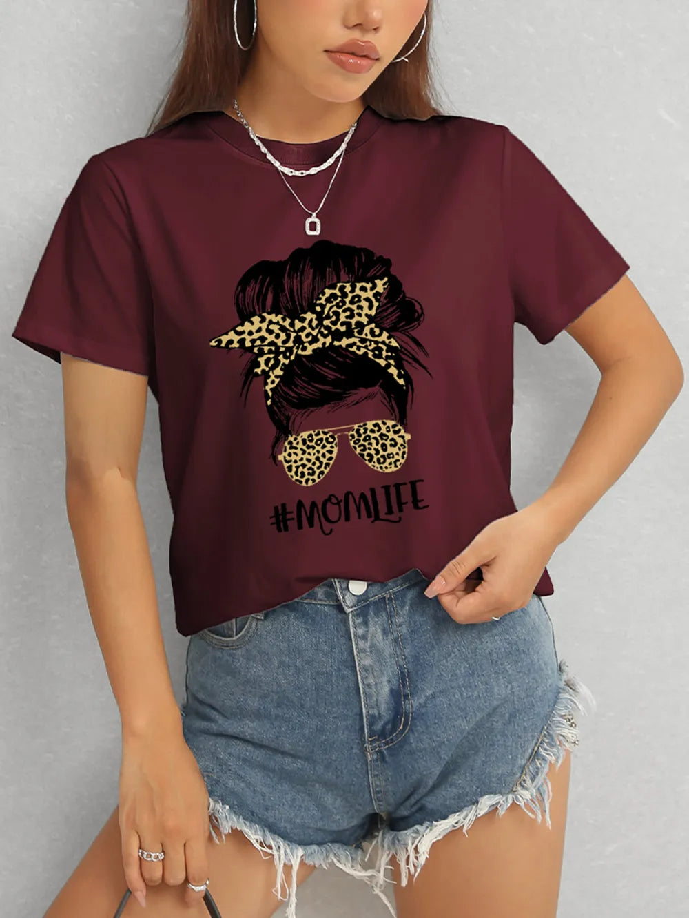 MOMLIFE Round Neck Short Sleeve T-Shirt – Trendsi | ClozArt