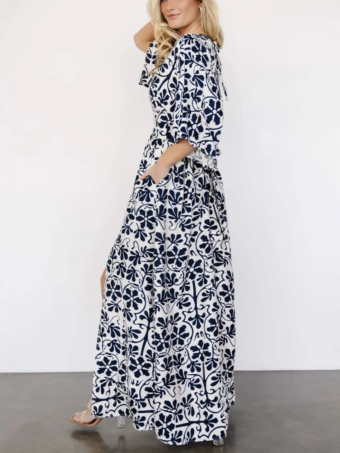 Slit Printed V-Neck Half Sleeve Dress – Trendsi | ClozArt