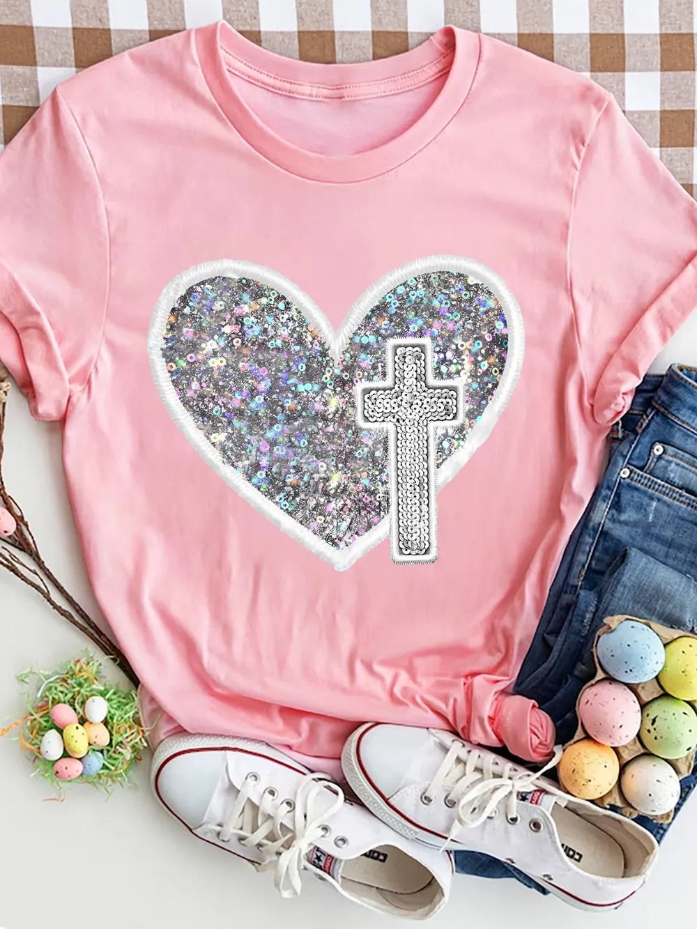Graphic Heart Round Neck Short Sleeve T-Shirt – Trendsi | ClozArt