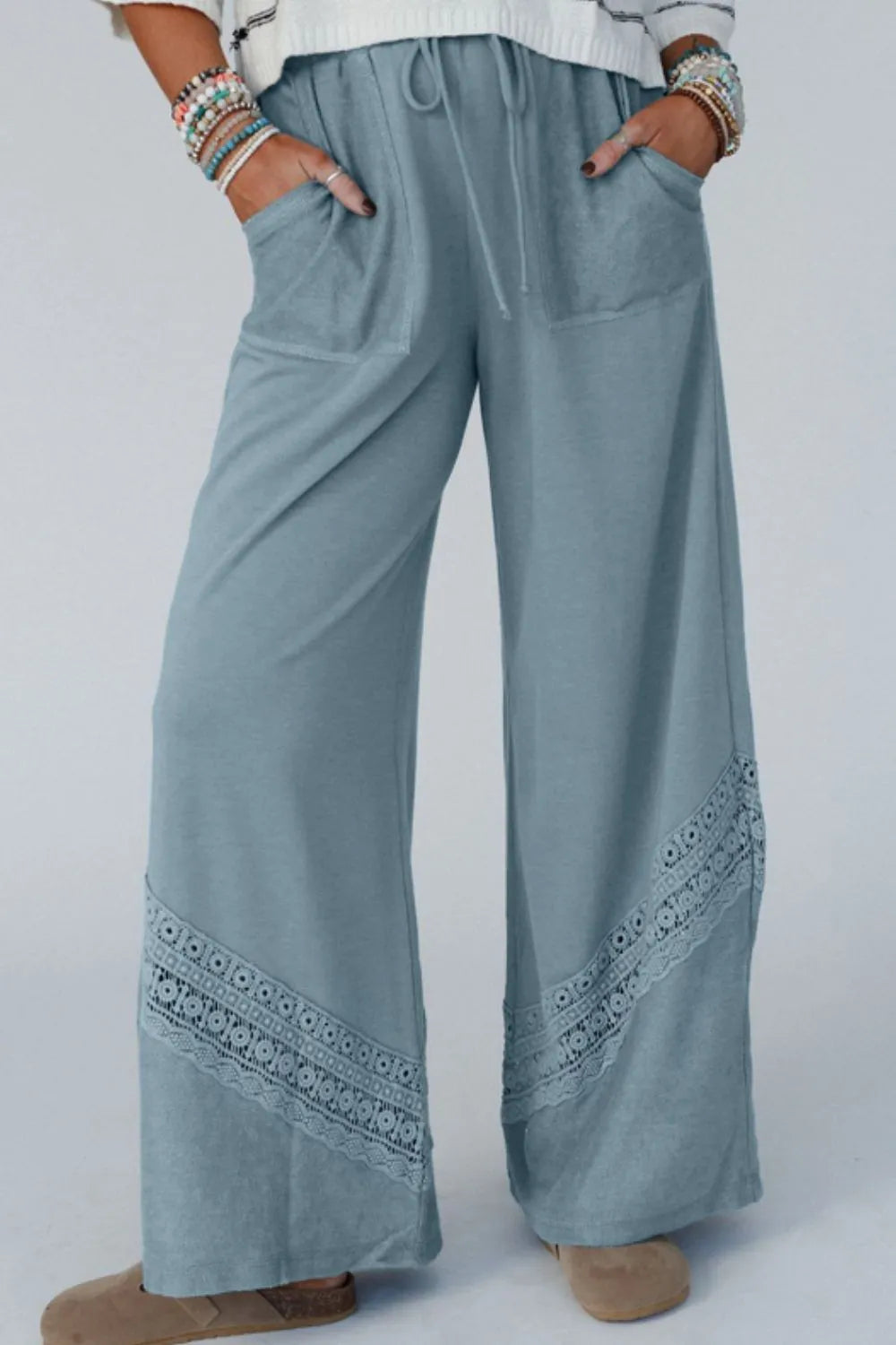 Lace Detail Wide Leg Pants – Trendsi | ClozArt