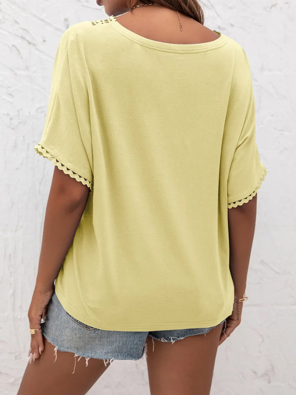 Ivy Lane Lace Detail V-Neck T-Shirt – Trendsi | ClozArt