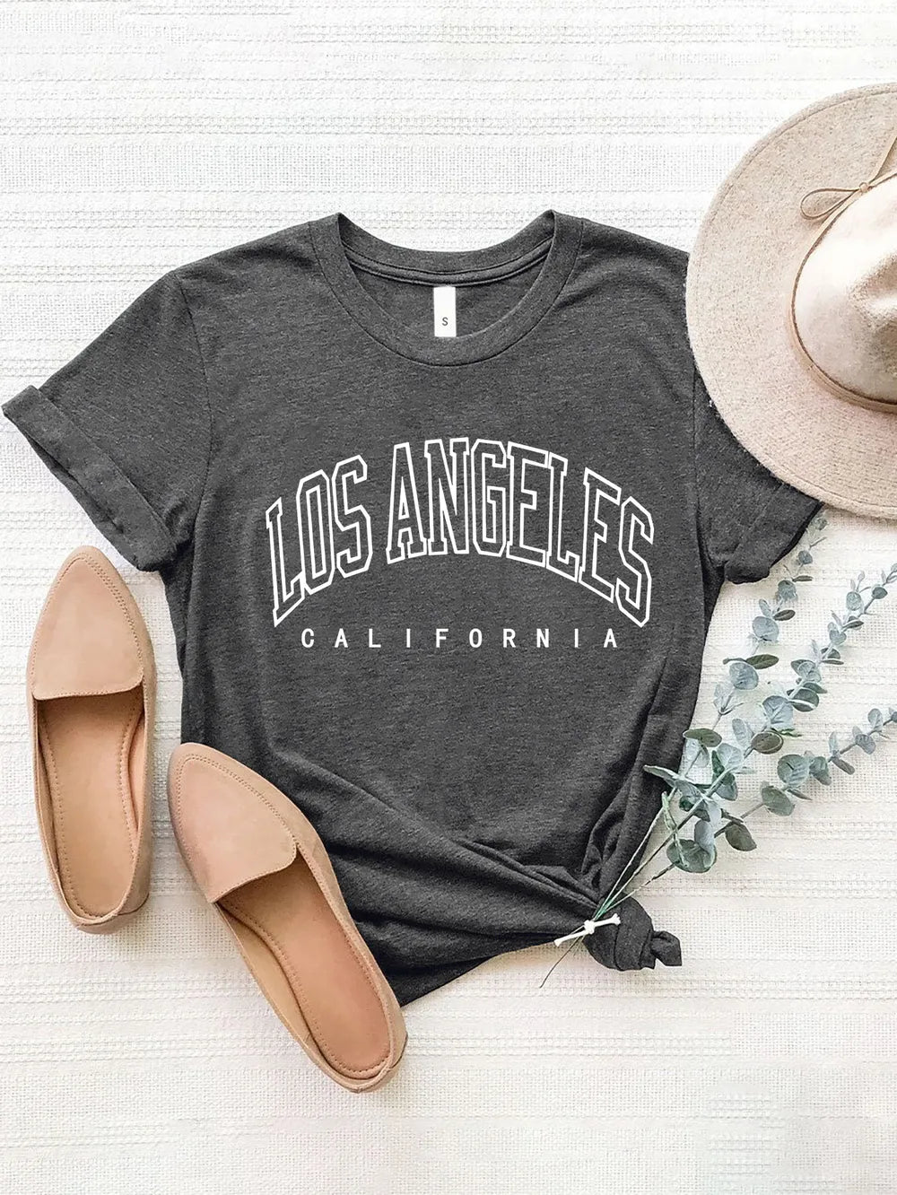 LOS ANGELES CALIFORNIA Round Neck T-Shirt – Trendsi | ClozArt