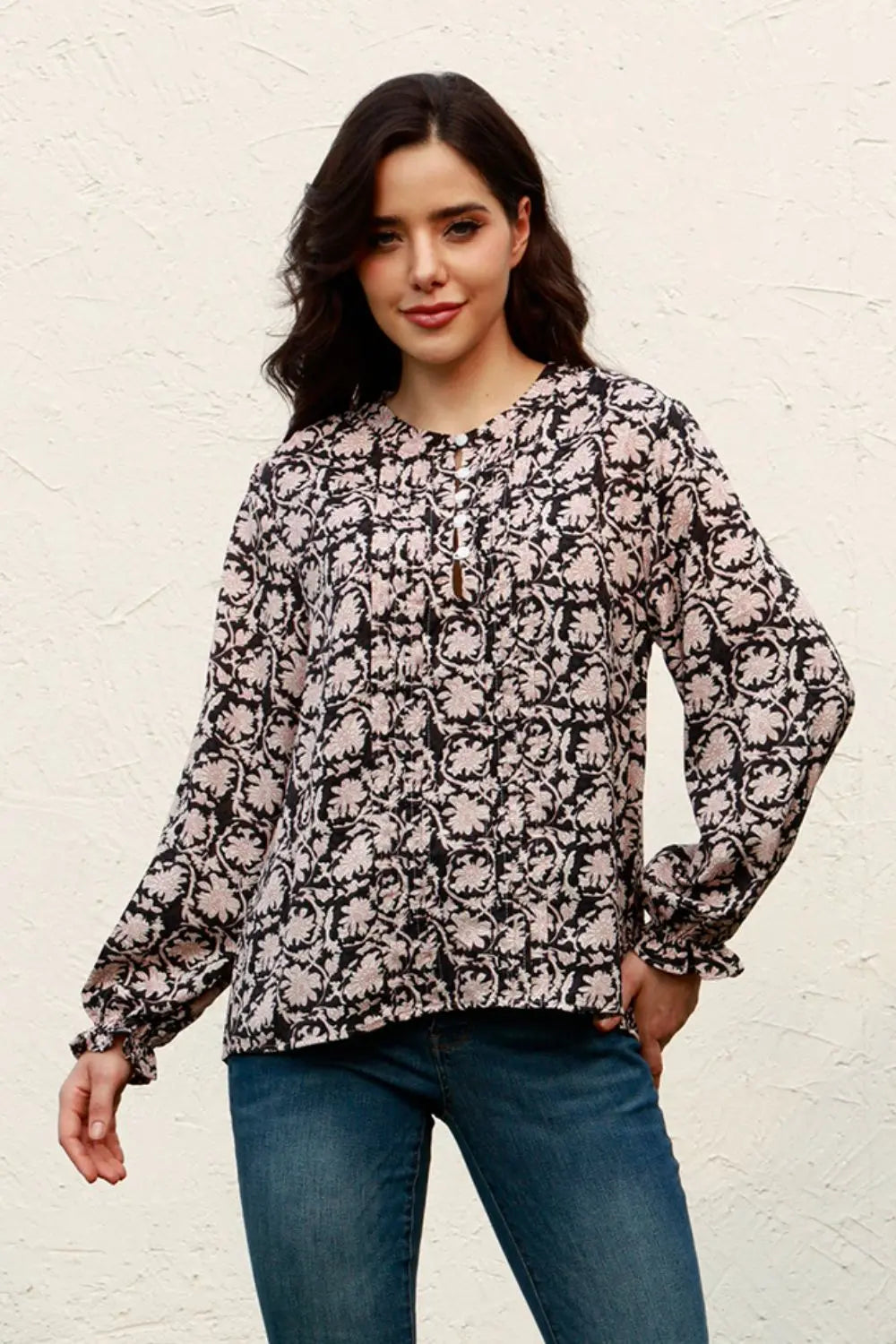 Floral Flounce Sleeve Round Neck Blouse – Trendsi | ClozArt