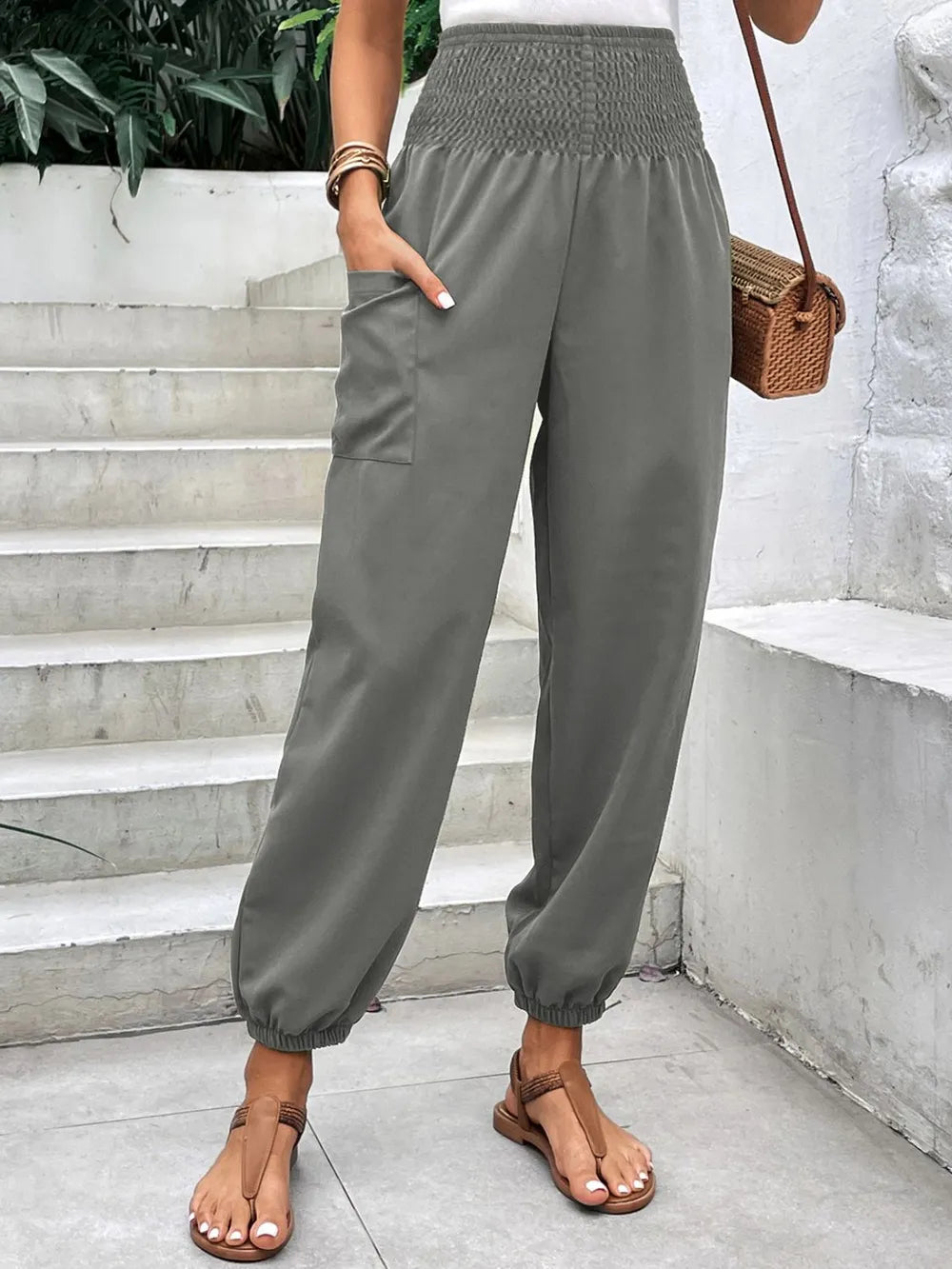 Smocked High Rise Joggers with Pockets – Trendsi | ClozArt