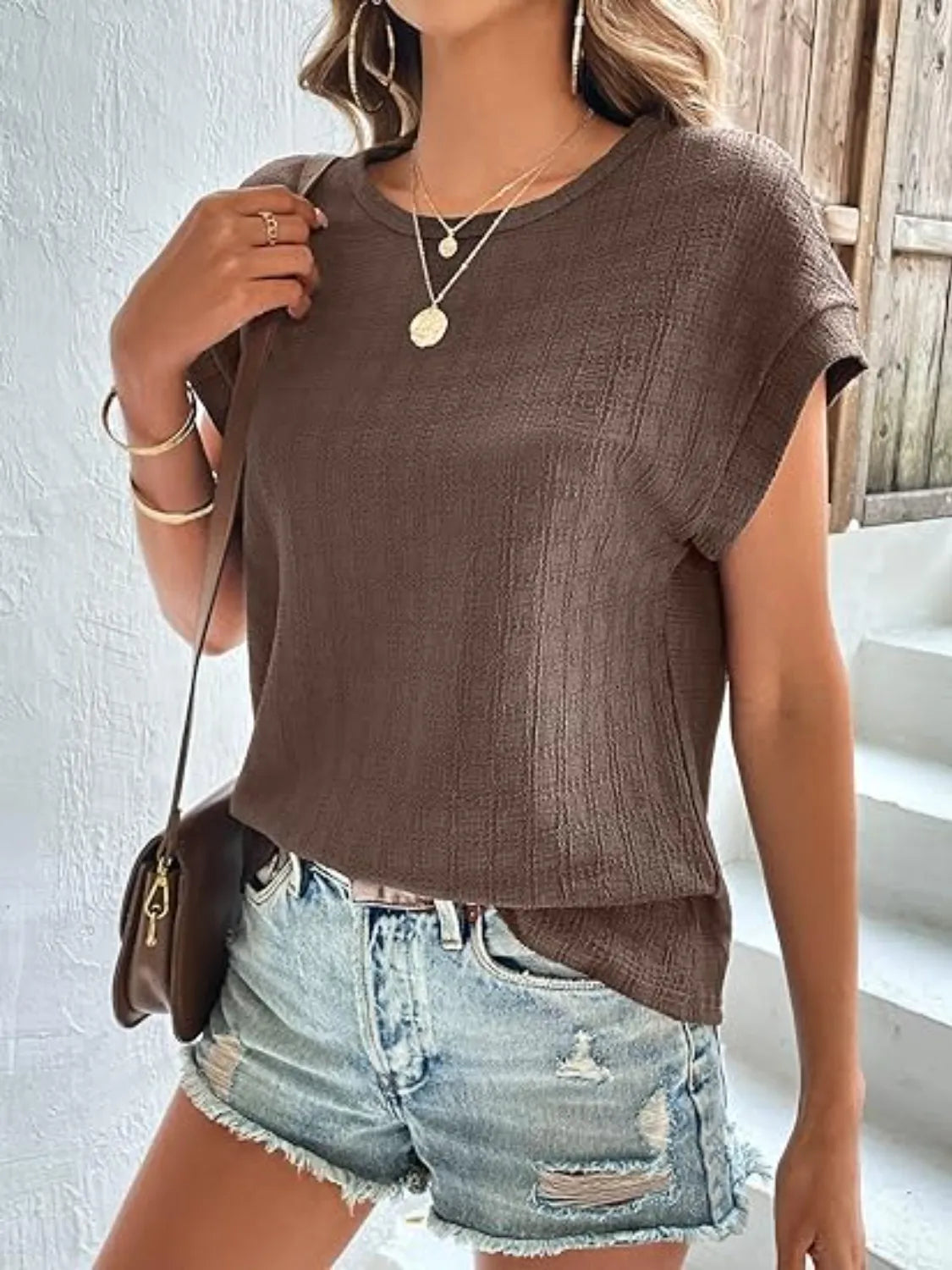 Round Neck Cap Sleeve T-Shirt – Trendsi | ClozArt