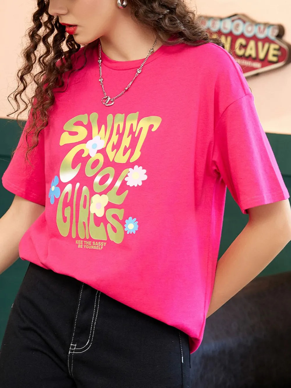 Letter Graphic Round Neck Half Sleeve T-Shirt – Trendsi | ClozArt
