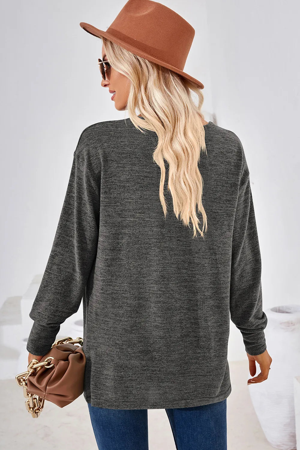 V-Neck Dropped Shoulder T-Shirt – Trendsi | ClozArt