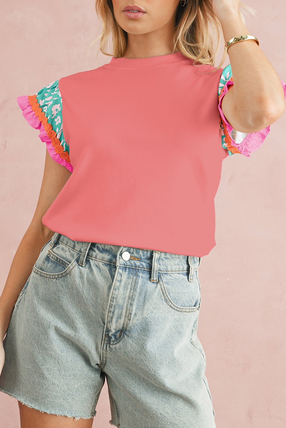 Light Green Ricrac Applique Floral Sleeve Textured Blouse – Shewin | ClozArt