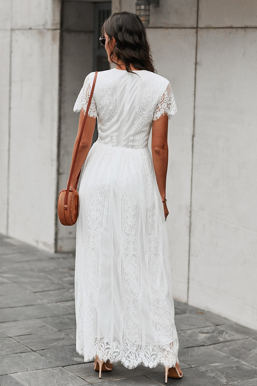 Scalloped Trim Lace Plunge Dress – Trendsi | ClozArt