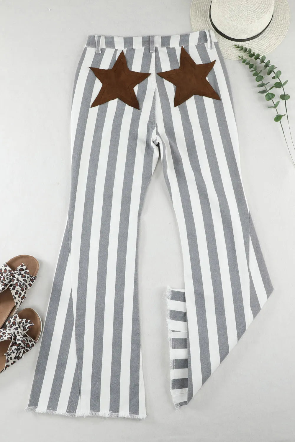 Raw Hem Star Applique Striped Jeans – Trendsi | ClozArt
