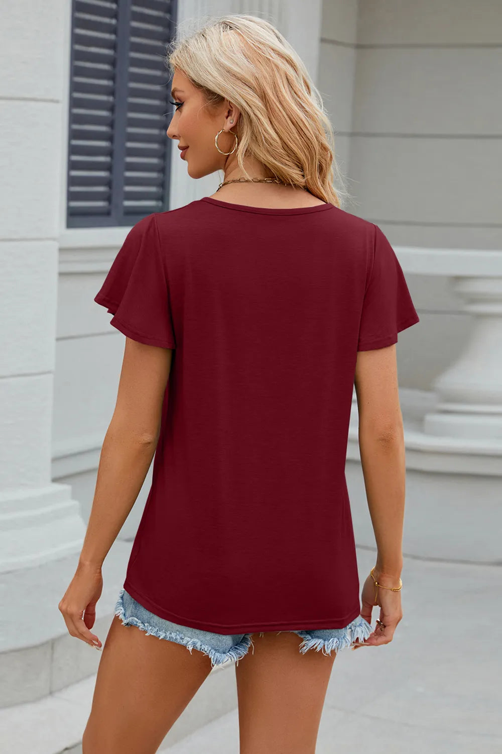 V-Neck Short Sleeve T-Shirt – Trendsi | ClozArt