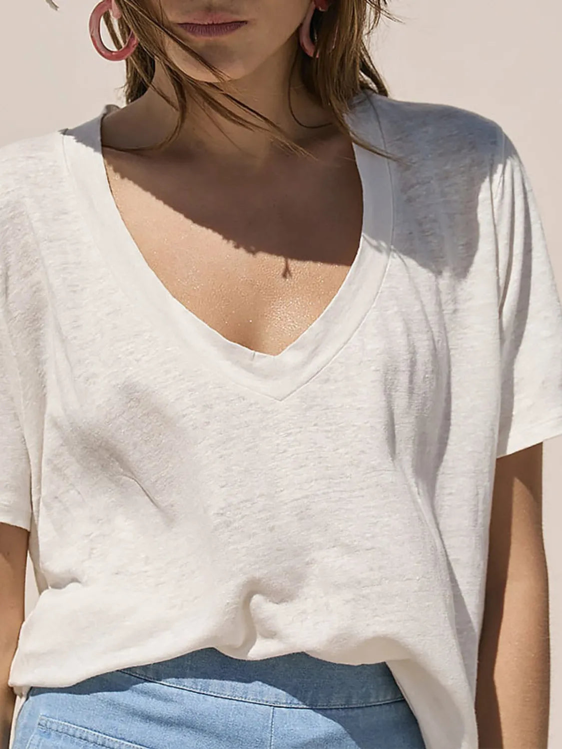 Solid V-Neck Short Sleeve T-Shirt – Trendsi | ClozArt
