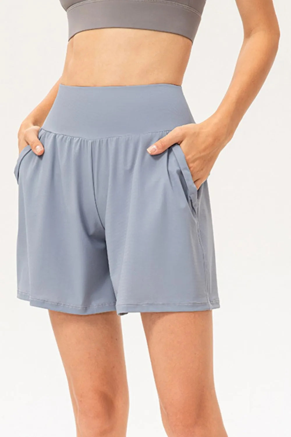 Pocketed Elastic Waist Active Shorts – Trendsi | ClozArt