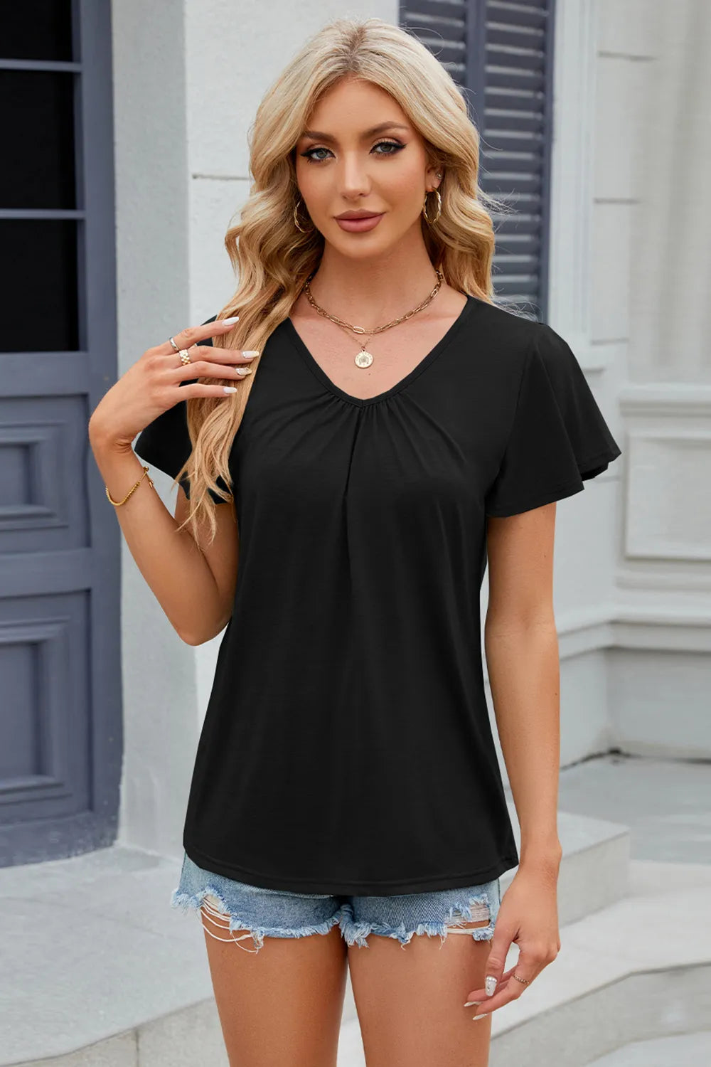 V-Neck Short Sleeve T-Shirt – Trendsi | ClozArt