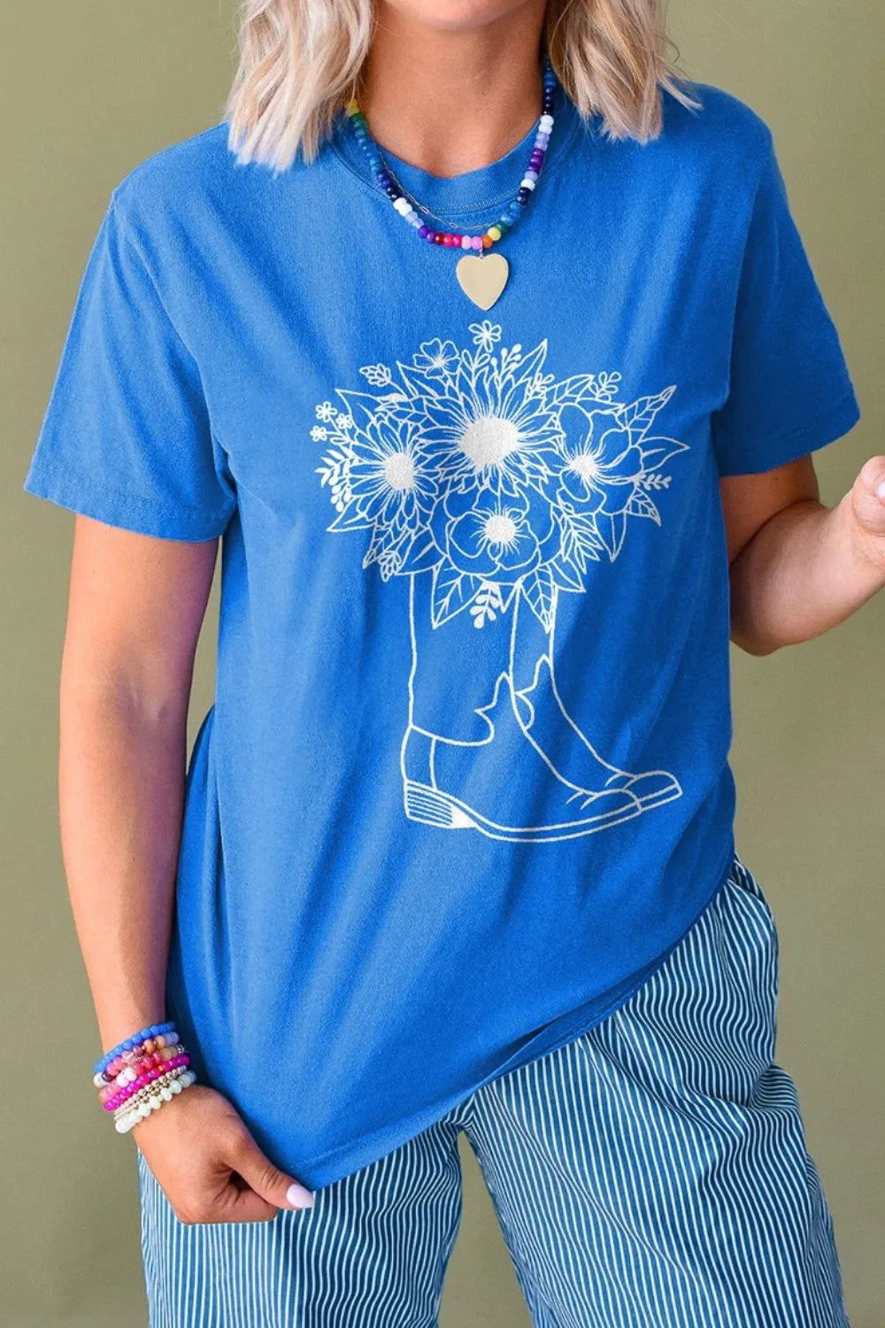 Graphic Round Neck Short Sleeve T-Shirt – Trendsi | ClozArt