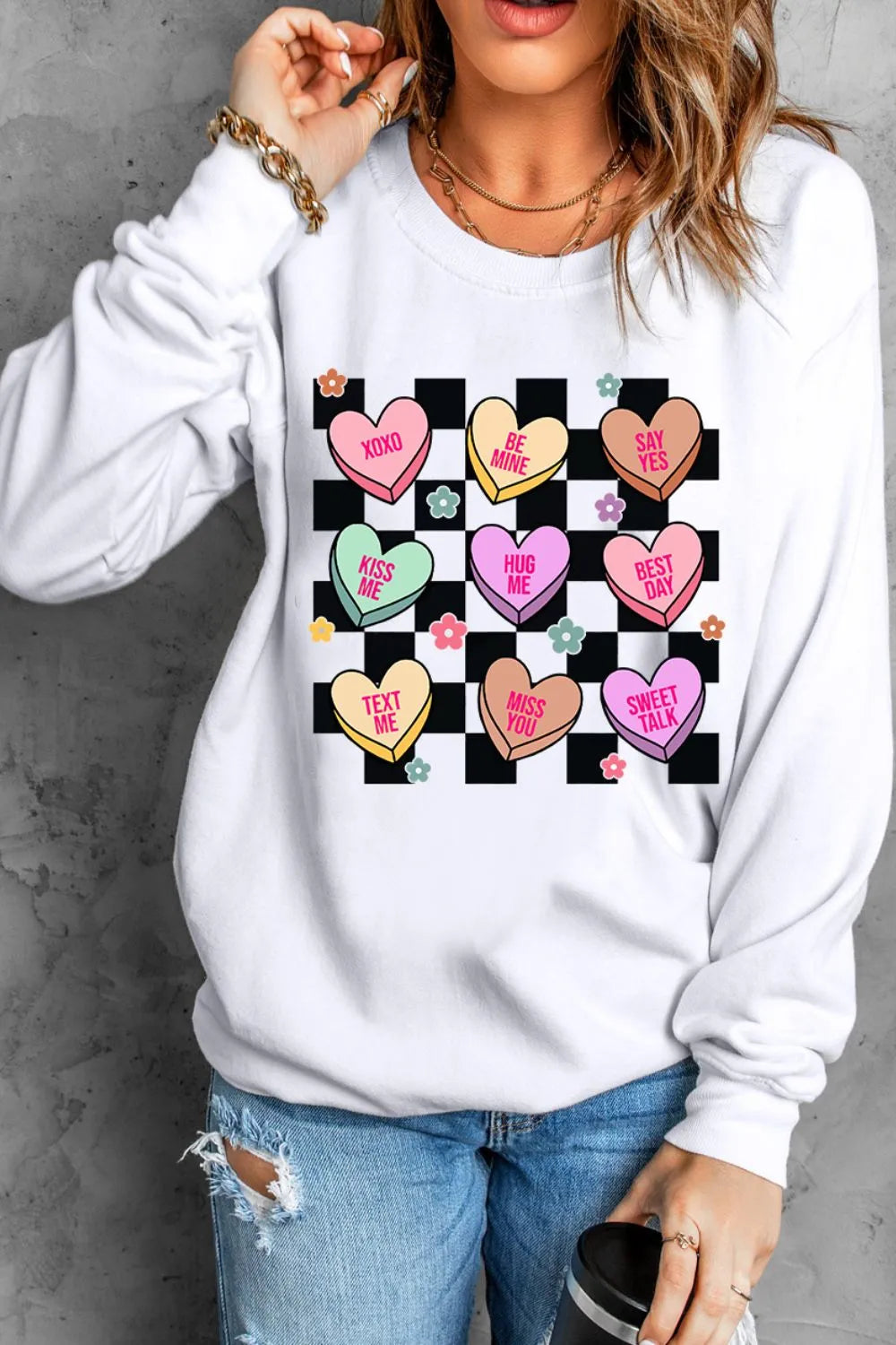 Valentine's Day Checkered Heart Long Sleeve Sweatshirt – Trendsi | ClozArt
