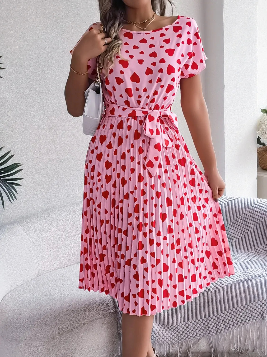Heart Print Short Sleeve Tie Waist Dress – Trendsi | ClozArt