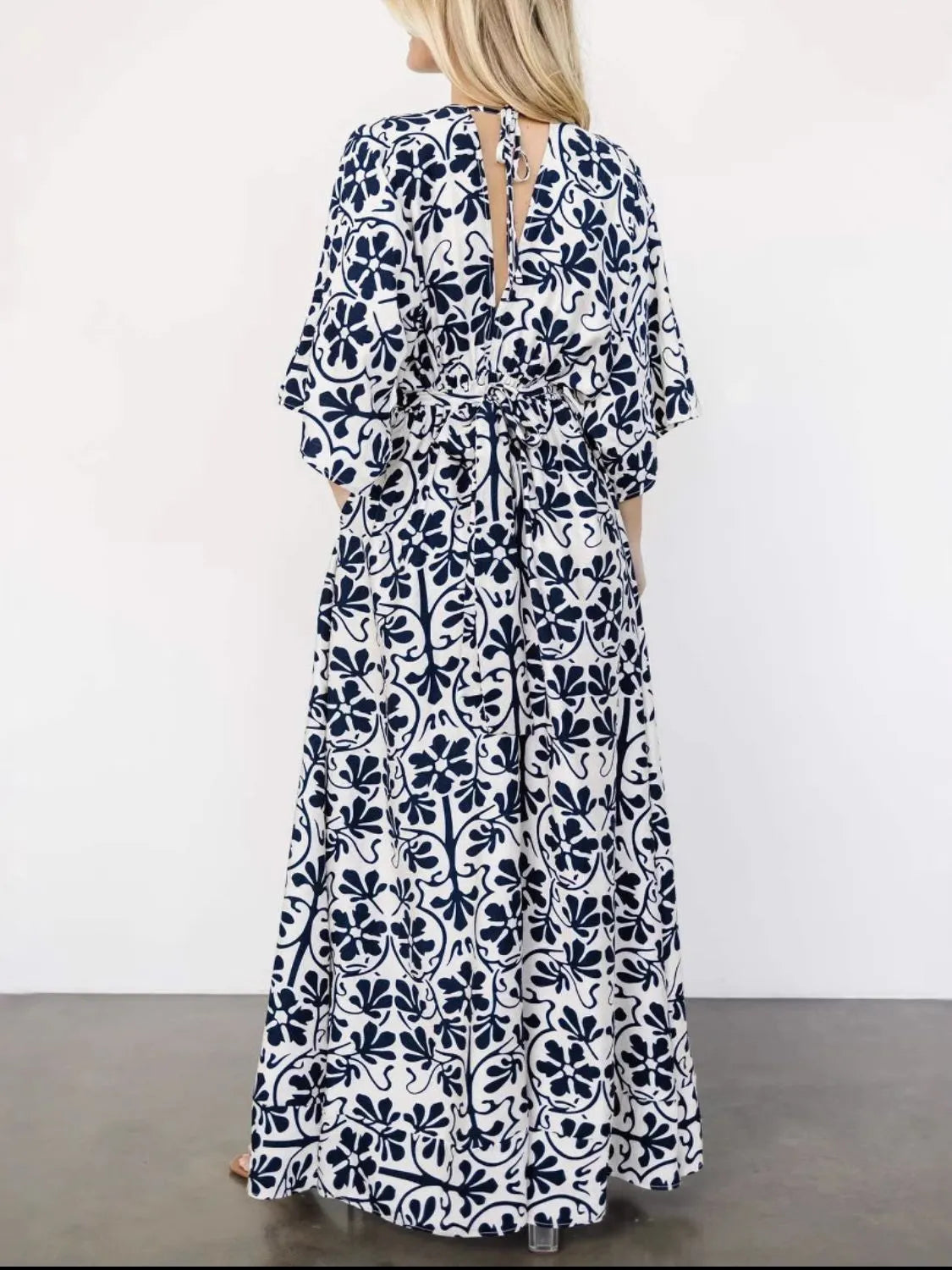 Slit Printed V-Neck Half Sleeve Dress – Trendsi | ClozArt