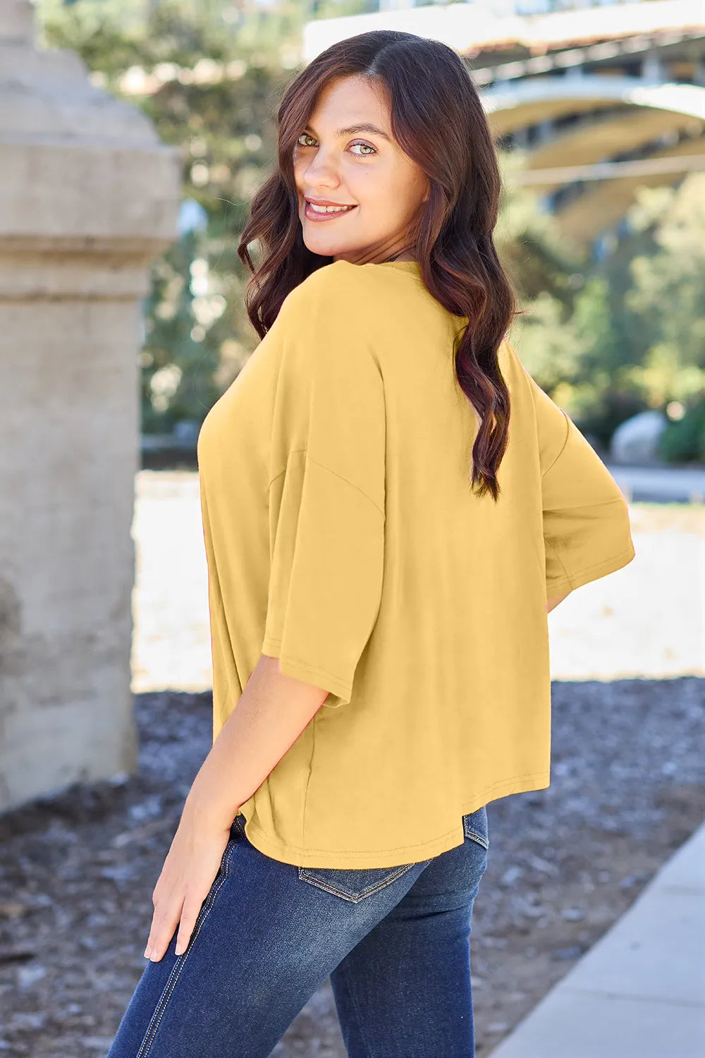 Basic Bae Bamboo Full Size Round Neck Drop Shoulder T-Shirt – Trendsi | ClozArt