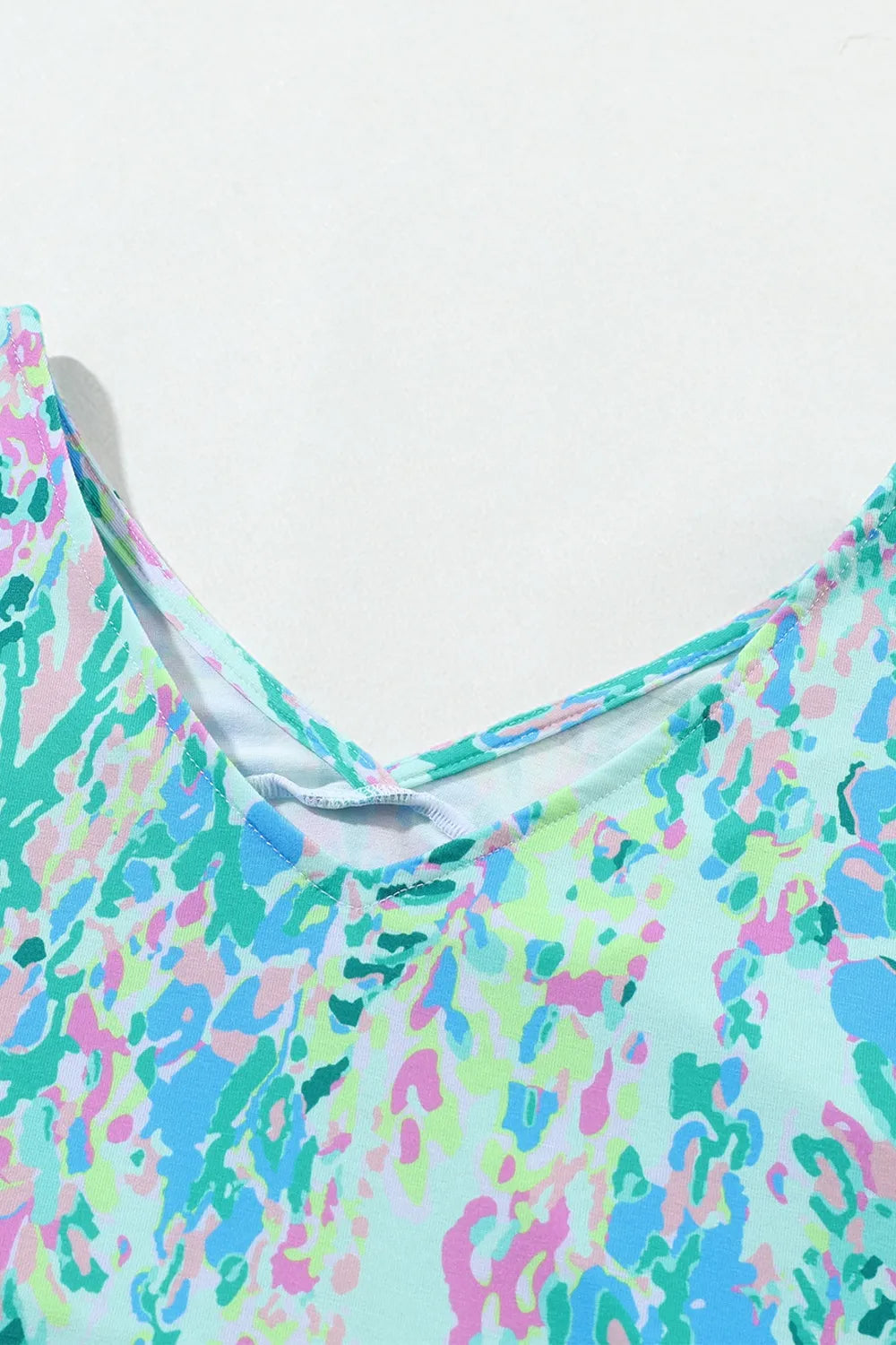 Printed V-Neck Short Sleeve T-Shirt – Trendsi | ClozArt
