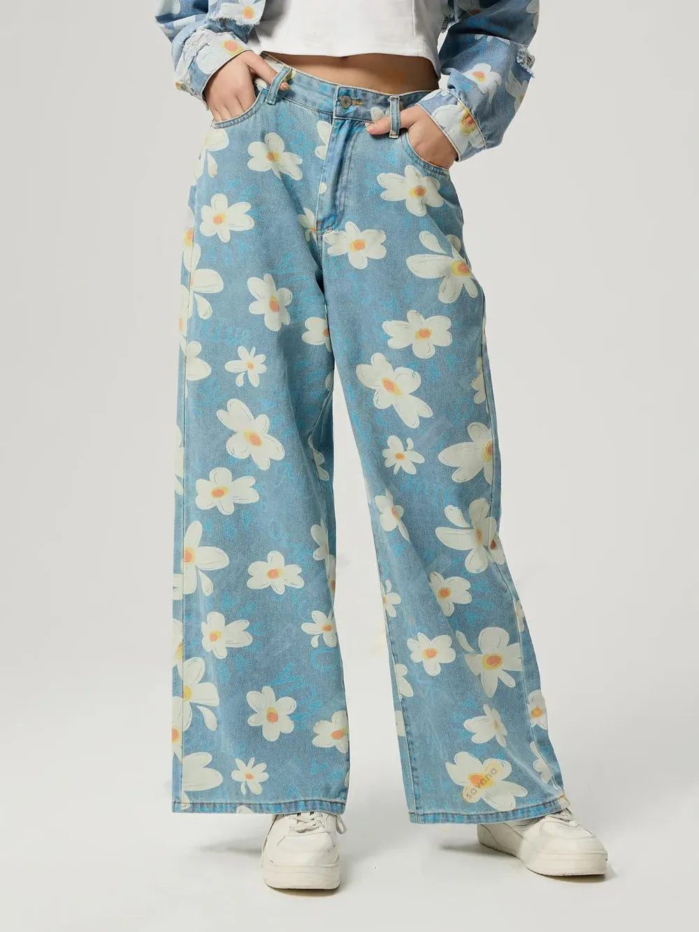 Pocketed Floral Wide Leg Jeans – Trendsi | ClozArt