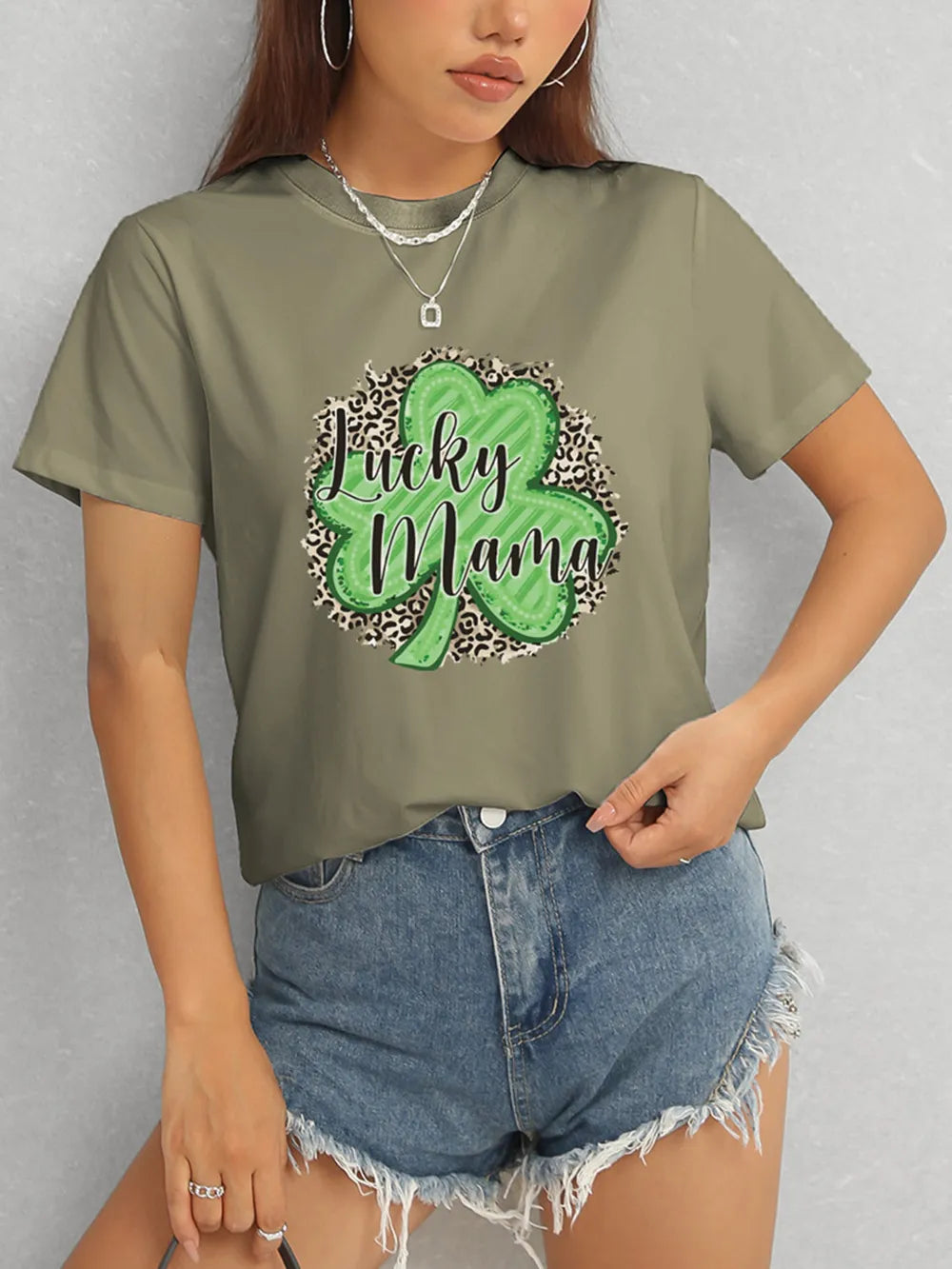 LUCKY MAMA Round Neck T-Shirt – Trendsi | ClozArt