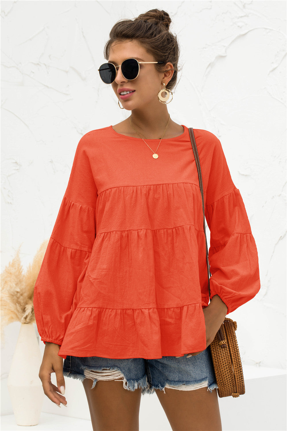 Round Neck Bubble Sleeve Tiered Blouse – Trendsi | ClozArt
